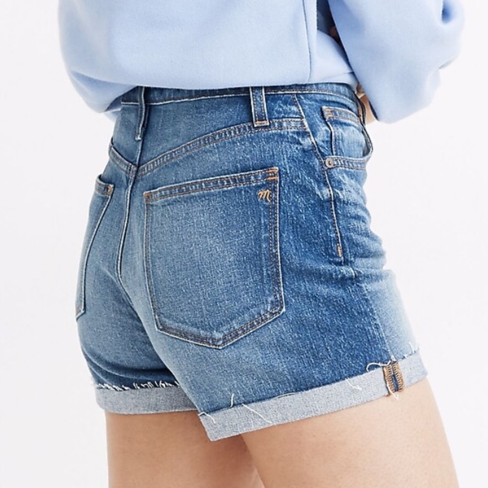 Madewell High Rise Denim Shorts in Burke Wash Button Front 28
